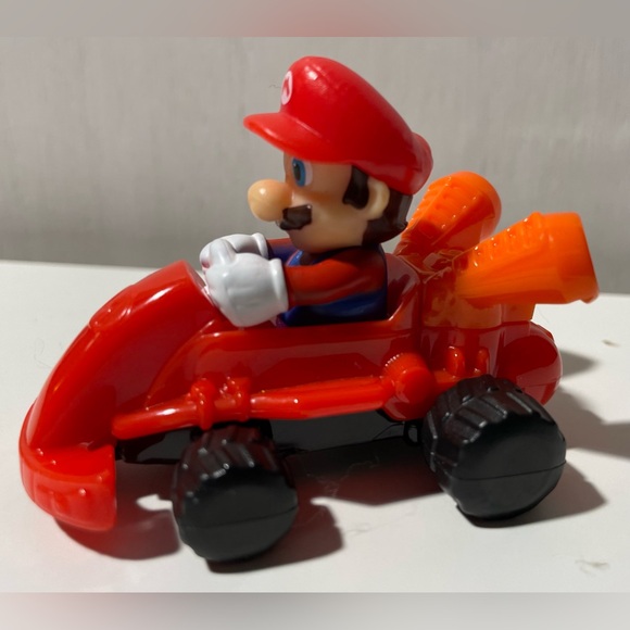 NINTENDO SUPER MARIO BROS -MARIO KART TOY CAR Nintendo Toys - Picture 2 of 6